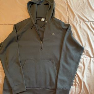 Men’s Nike hoodie.